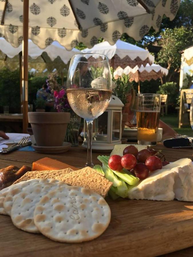 The Crown Inn, Church Enstone Chipping Norton Esterno foto
