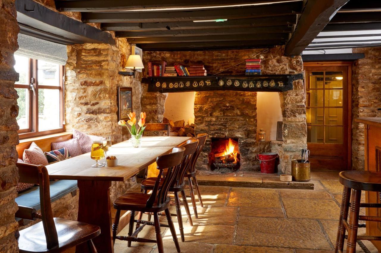 The Crown Inn, Church Enstone Chipping Norton Esterno foto